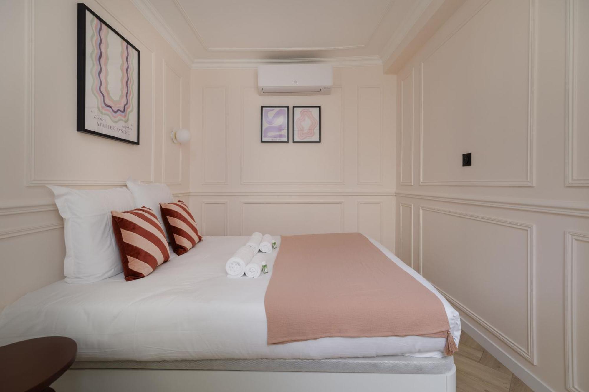 Poetic Stay - Louvre Париж Экстерьер фото